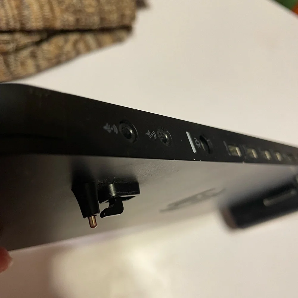 HP UltraSlim Black Docking Station for Laptops